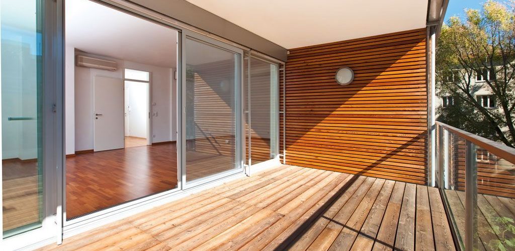 Insektenschutz für die Balkontür Insektenschutz für Balkon- und Terrassentüren
